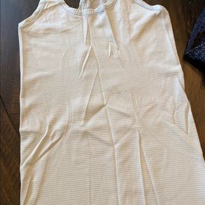 Lululemon women’s racer back tank